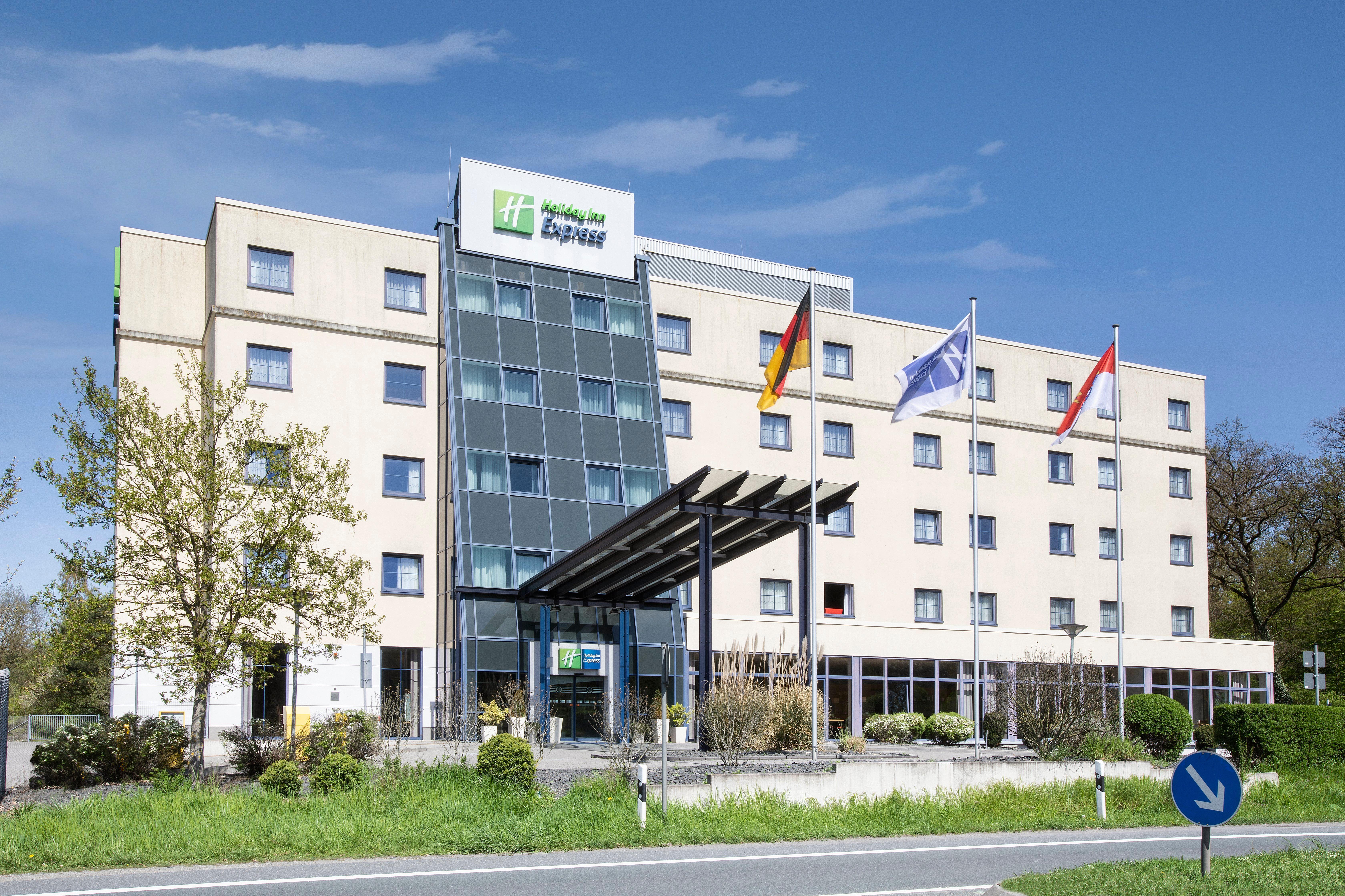 Holiday Inn Express Frankfurt Airport, An Ihg Hotel Mörfelden-Walldorf Екстериор снимка